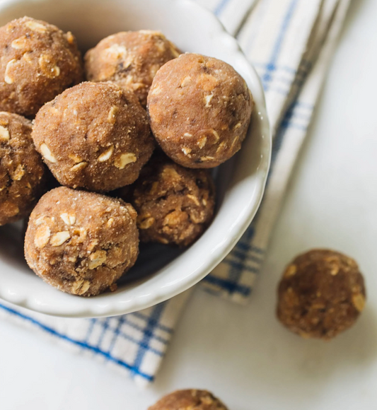 Banana Bread Energy Bites