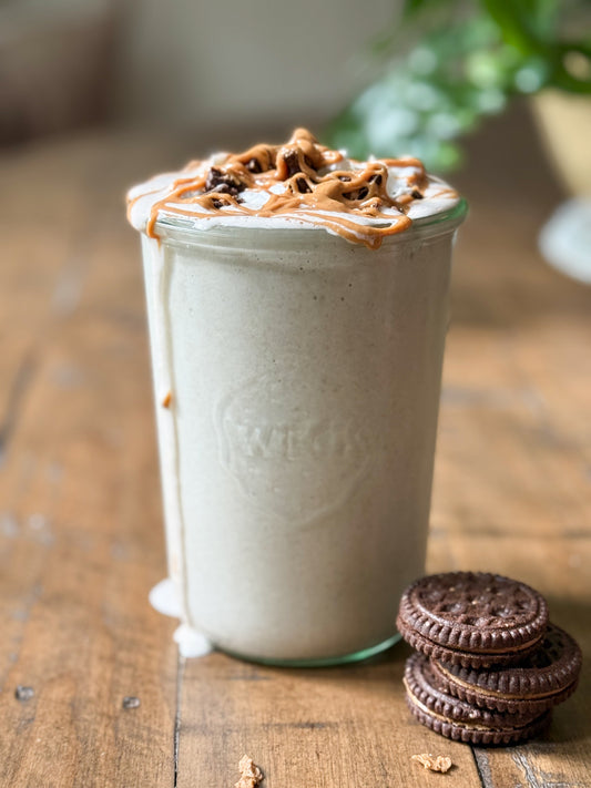 PB Oreo Cheesecake Smoothie Recipe