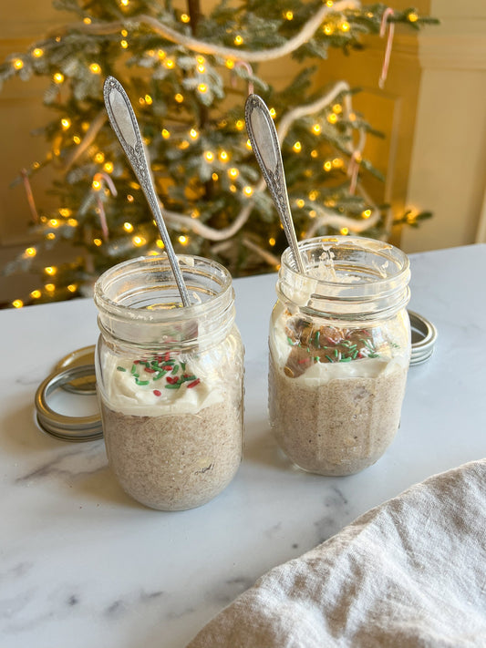 Iced Sugar Cookie Overnight Oats